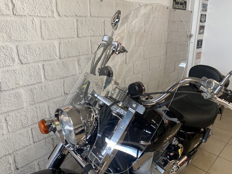 Szyba honda shadow vt750