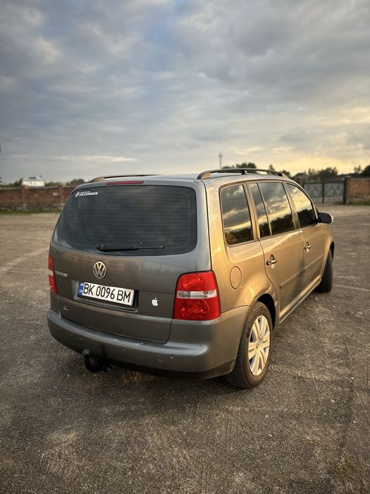Volkswagen touran 1.6 mpi 2003