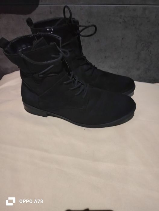 Buty damskie zamszowe botki