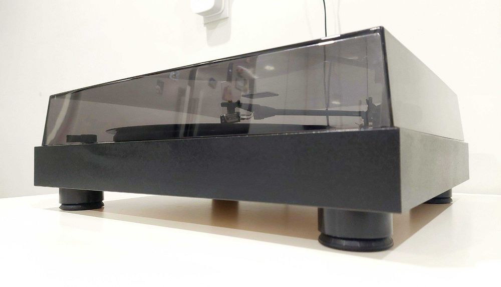 Gira-Discos THORENS TD-180 c/3 Velocidades - Engenharia Suíça (como novo)