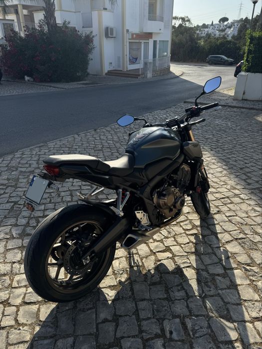 Honda cb650r de 2023