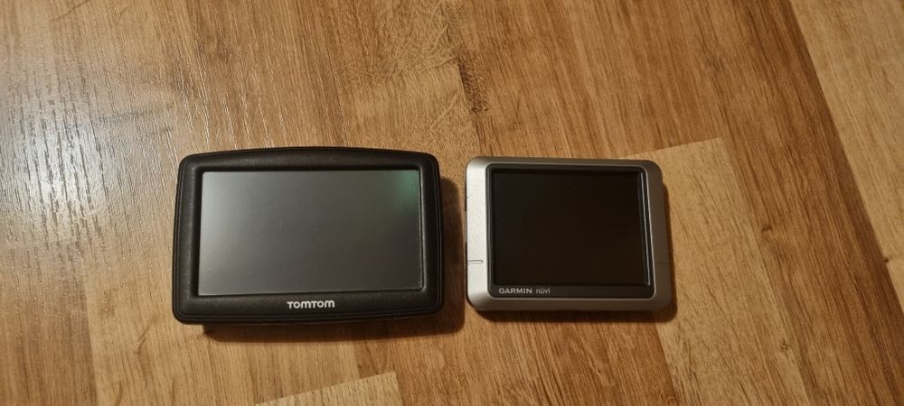 Navigacja Germin Nuvi 200 oraz TomTom