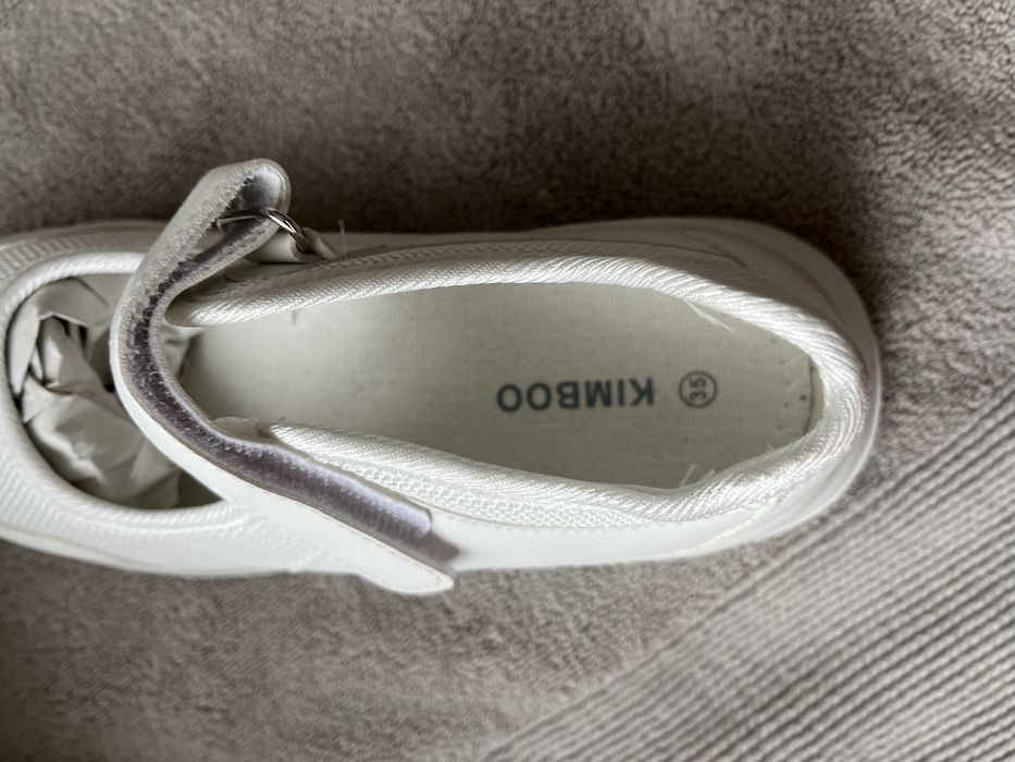 Сліпони на дівчинку 35р