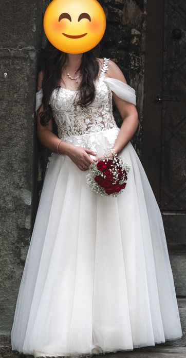 Suknia ślubna gorsetowa