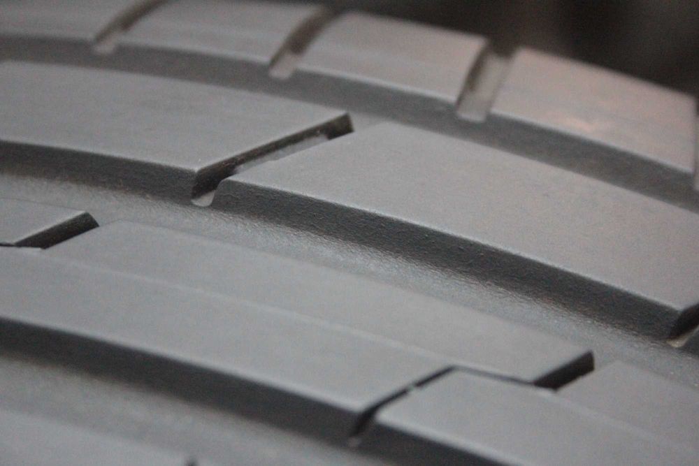 225/45/19 Hankook Ventus S1 evo3 225/45 R19 96Y XL 2023r