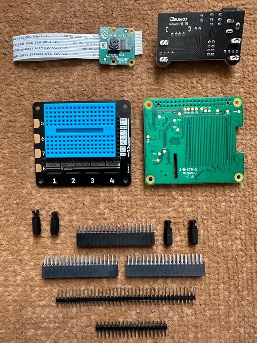 Плати розширення для міні ПК Raspberry Pi такі як Explorer і Sense HAT