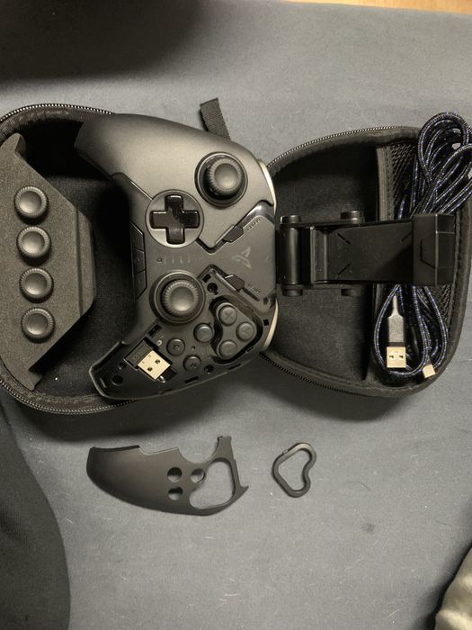 Flydigi apex 2 gamepad