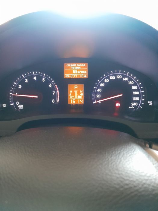 Toyota Avensis T27