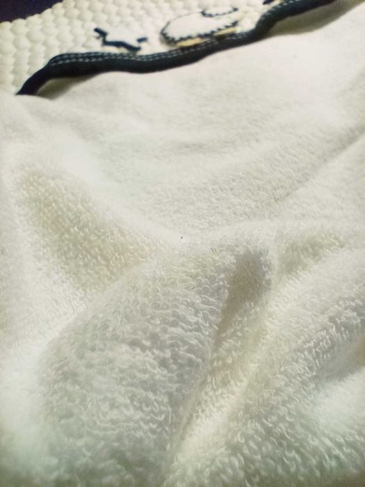 Подарунковий комплект для фотосесій і купання малюка. Рушник+шльопанці