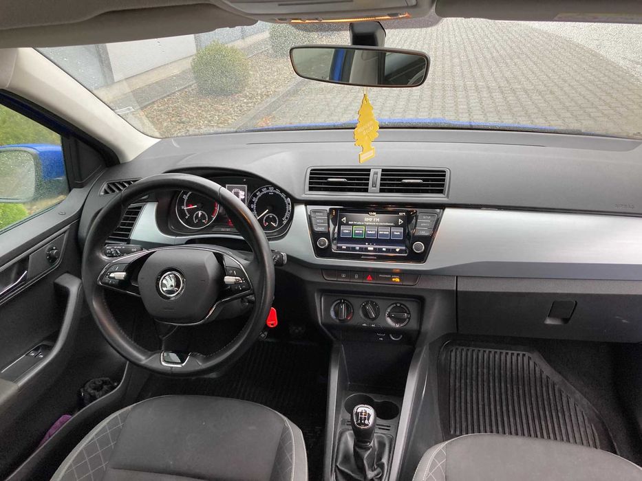 Wynajem Skoda Fabia LPG