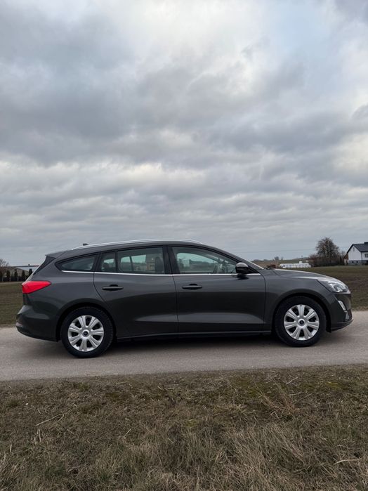 Ford Focus niski przebieg 2021r