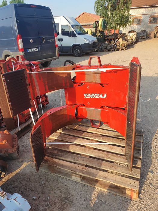 Chwytak hydrauliczny do papieru AURAMO