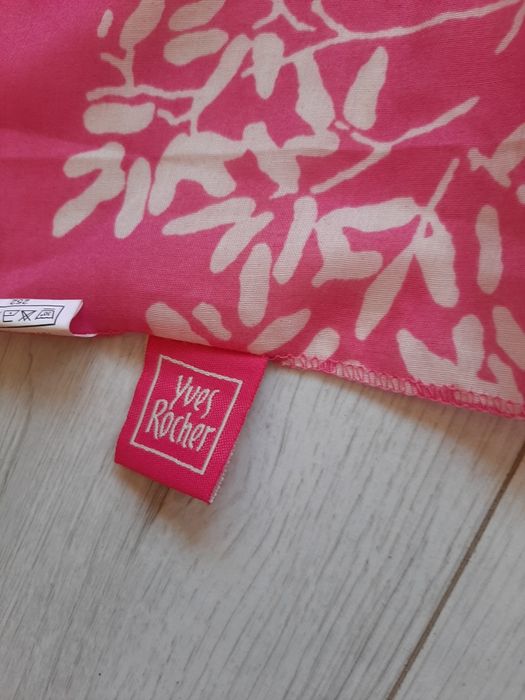 Pareo czerwono- różowe