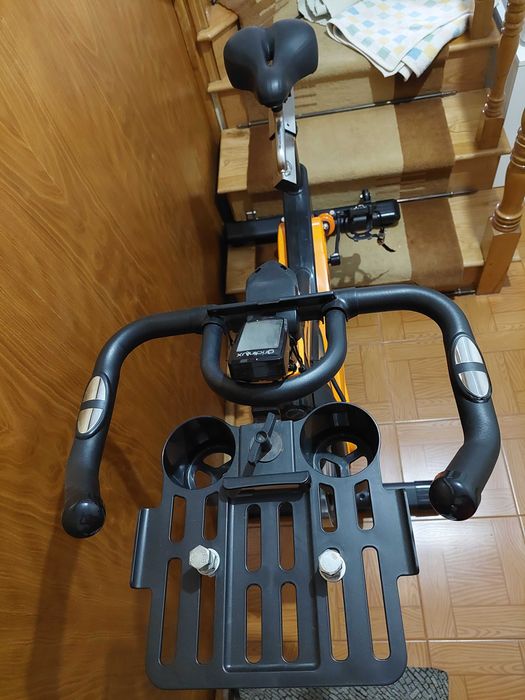 Bicicleta estática da marca Gridinlux438775620148275201