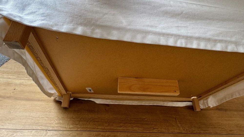 Pufa - podnóżek Ektrop ikea ze schowkiem