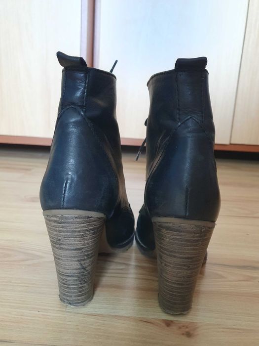 Czarne botki, Stradivarius, rozmiar 39