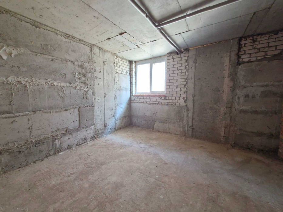 Комерційне приміщення 27,5 м2 в с. Щасливе ЖК 7*Я