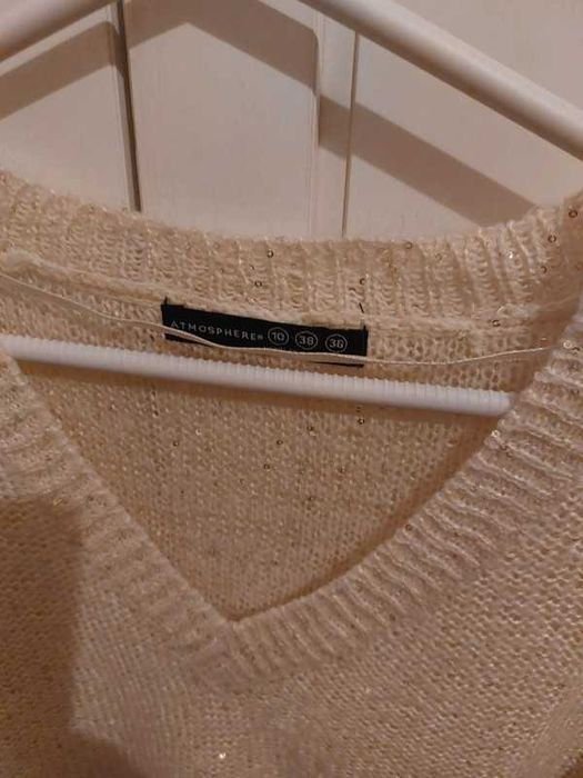 Camisola com brilho beje