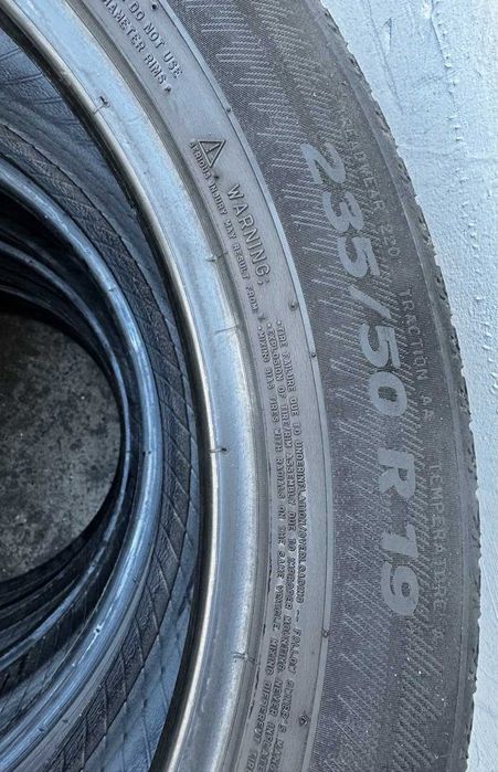 Шини літні одноширокі 235/50/R19 Michelin
