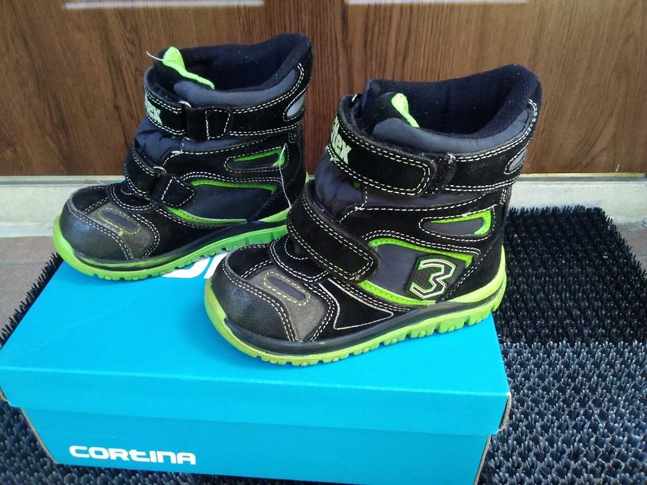 Buty zimowe chłopięce Cortina rozmiar 23 długość wkładki 15cm