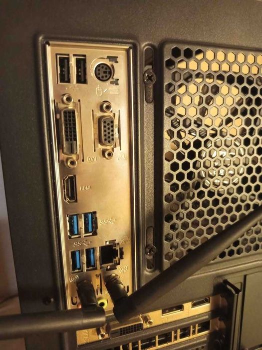 Computador Gaming Intel 10a Geração / 16GB RAM DDR4 / GTX 1650 4GB / SSD / Wi-Fi / Bluetooth