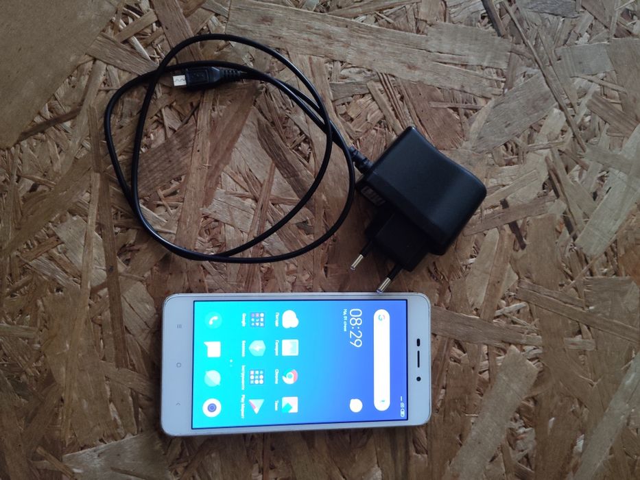 Продам Xiaomi Redmi 4a в доброму стані.