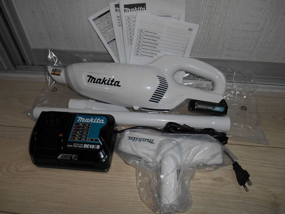 NOWY odkurzacz MAKITA 3 biegi, oswietlenie LED, bateria, ladowarka
