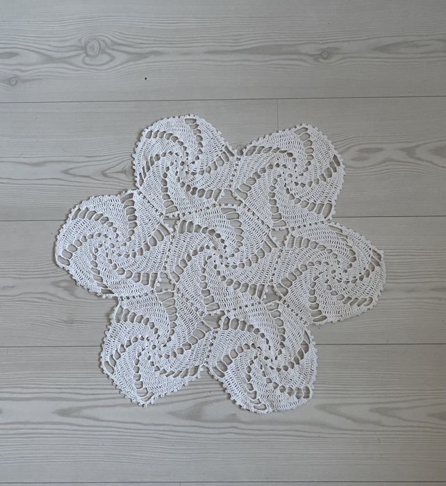 Serwetka. rozmir 50 cm śtednica, marki hand made