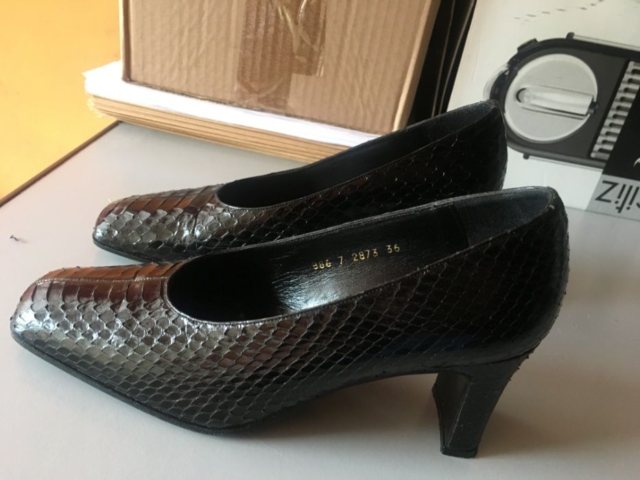 Sapatos Senhora Pretos em pele, nº 36