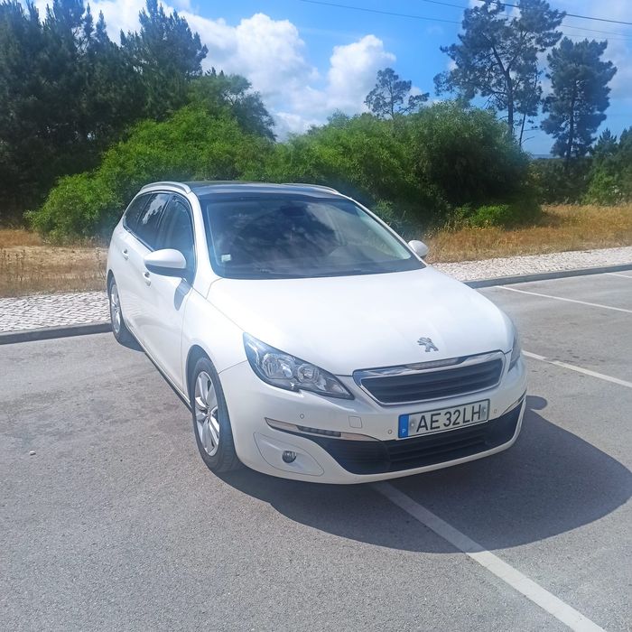 Peugeot 308 SW 1.6 BlueHDi 120cv Active (2015) – Teto Panorâmico e Câm foto 2