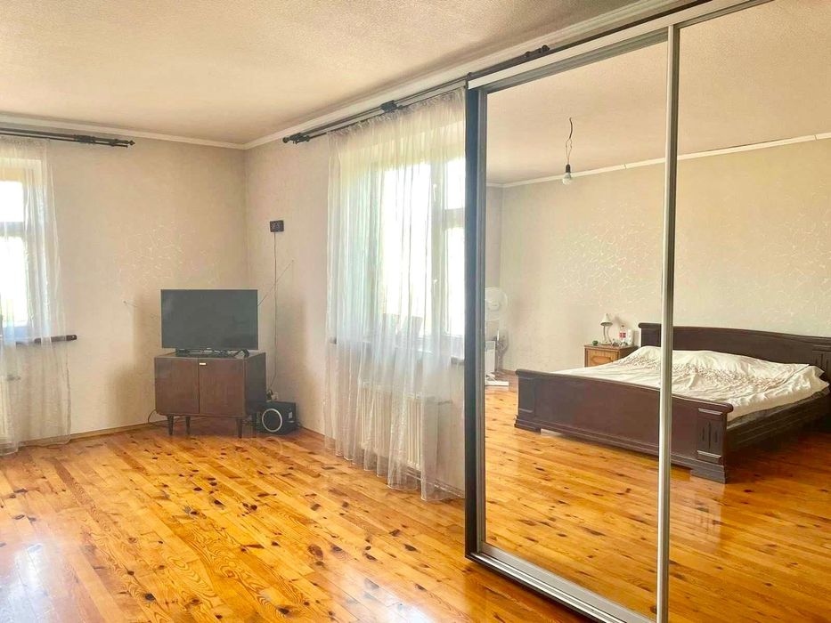 D1M Продам будинок 160 м2 з ділянкою 10 сот, Тюринка.