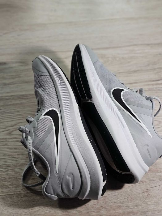Кросівки Nike Star Runner 37.5