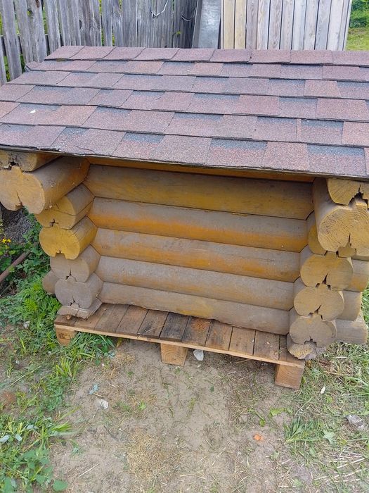 Продам будку для собак