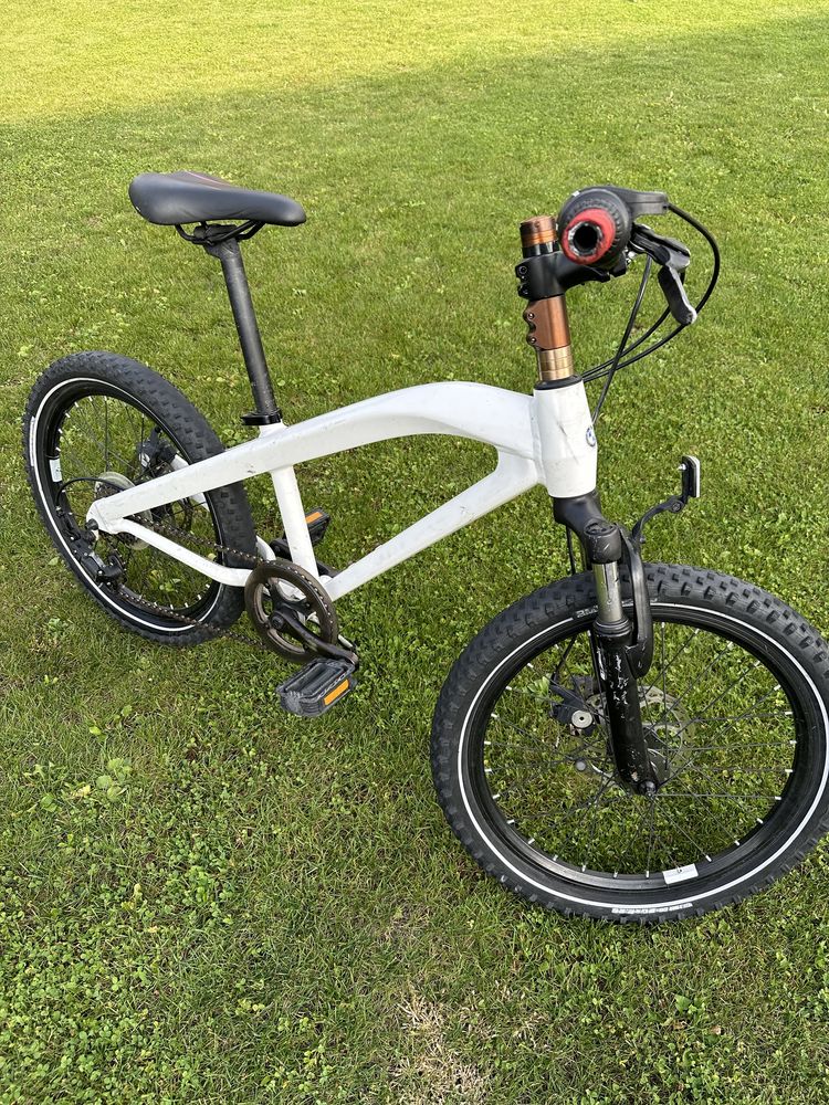 Bmw junior cruise bike 20 hotsell