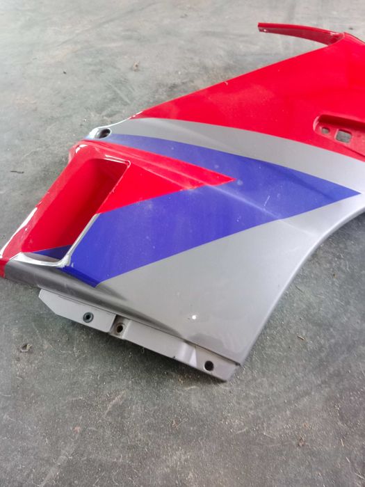 kawasaki gpx600 gpx 600 boczek czasza owiewka prawa przód przednia