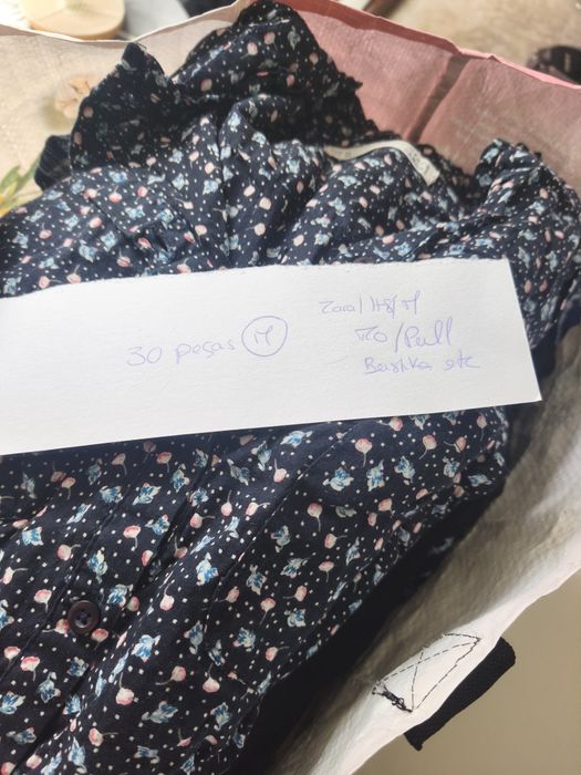 Lote de roupa 30 peças