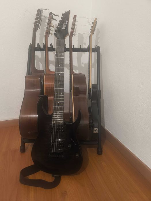Ibanez 7 cordas nunca usada
