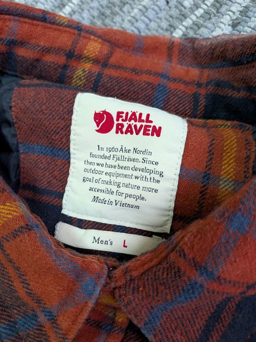 Трекінгова тактична куртка овершот Fjallraven розмір L