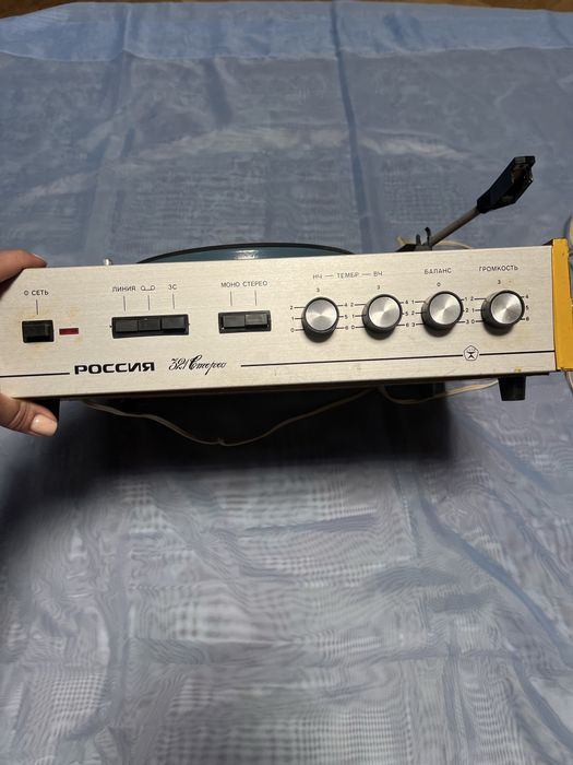 Програвач для вінілових платівок Россия 321