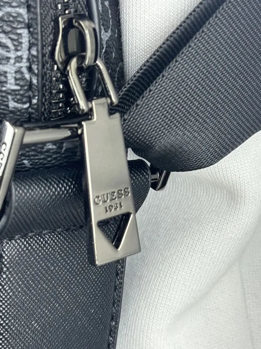 Чоловічий мессенджер через плече Guess Smart Mini:Чорний