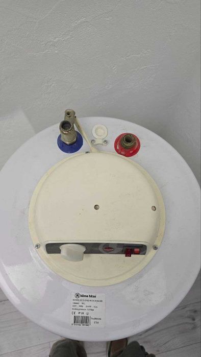 Продам бойлер klima hitze,80 литров