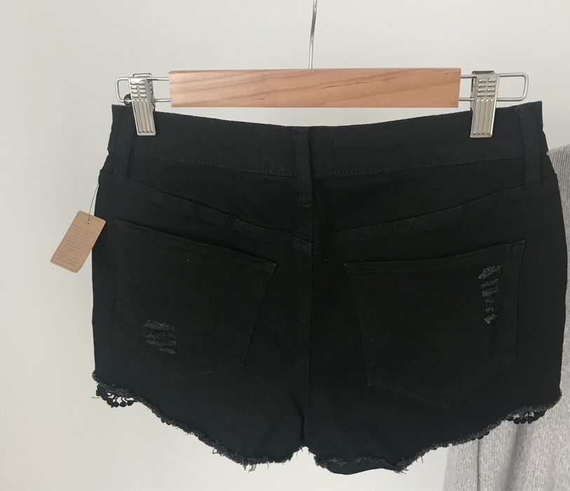 Szorty, spodenki nowe, r.S, koronki