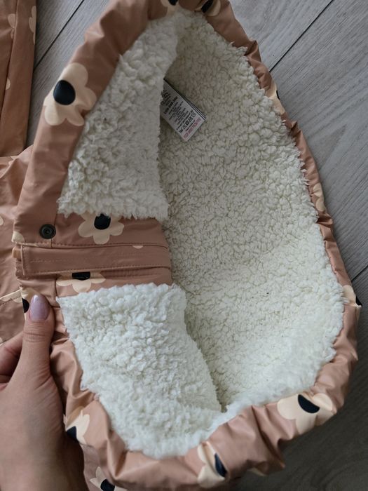 Курточка/дощовик на дівчинку