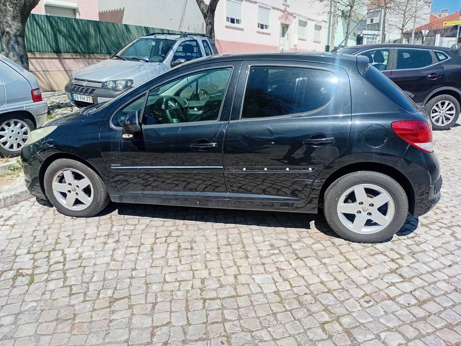Carro com avaria