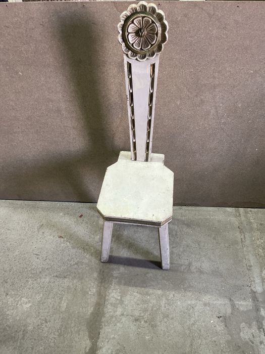 Antiga Cadeira de Madeira