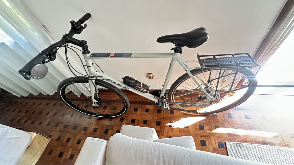 Bicicleta fuji shimano alivio