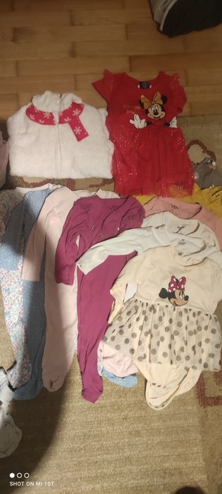 Zestaw ubranek dla dziewczynki rozmiar 74
