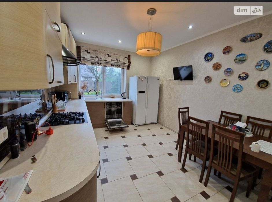 Продам будинок в Тетерівці біля річки