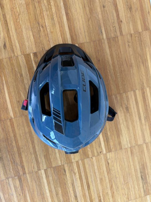 Kask rowerowy CUBE (S)