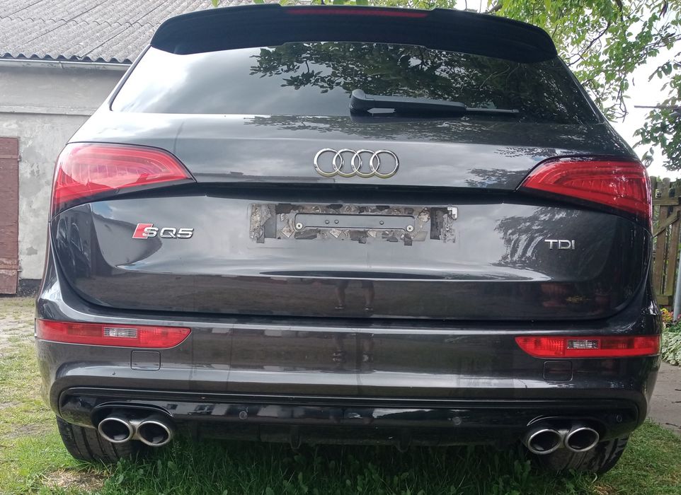 Audi SQ5 Plus S-Line Klapa zderzak dyfuzor LZ7L